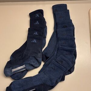 Bundle of Navy Adidas Socks. 6 pairs!!